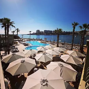 4* Szálloda Cavalieri Art