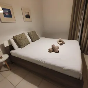 Apartment Seaside Oasis Your Own Private Getaway In St Julians, Saint Julian's