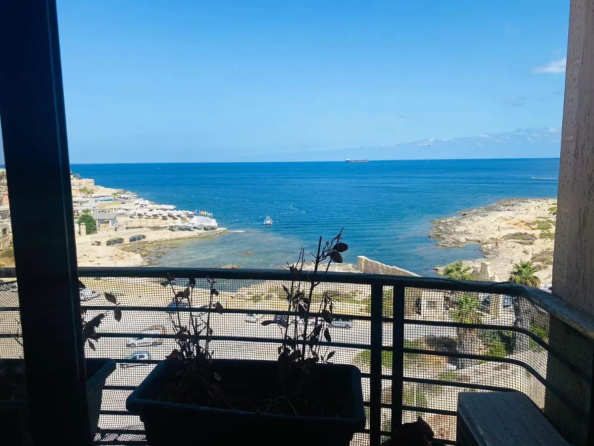 Friendly House Paceville San Giuliano 0*,  Malta
